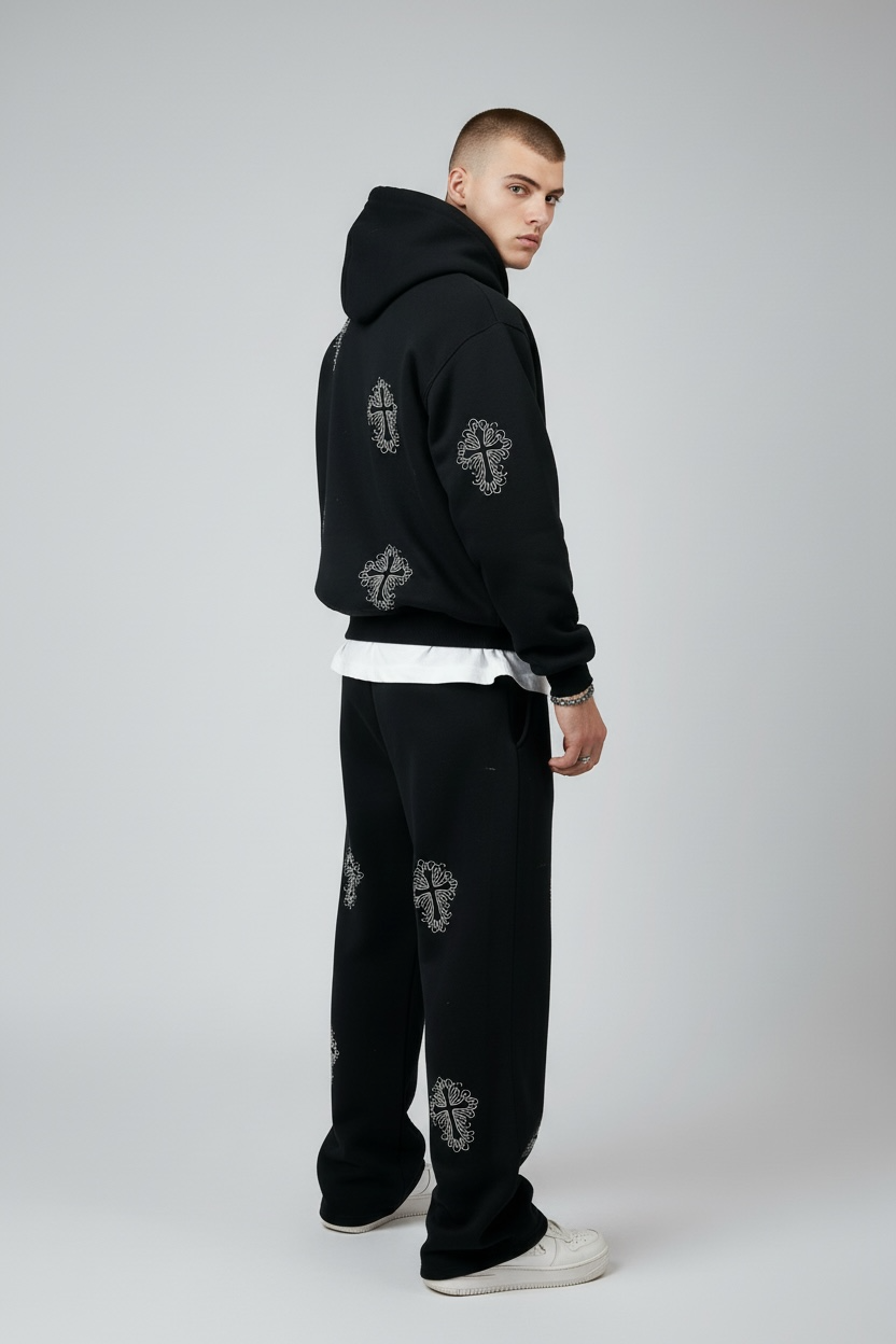 Completo Hoodie & Joggers "Gothic Cross" – Black Edition