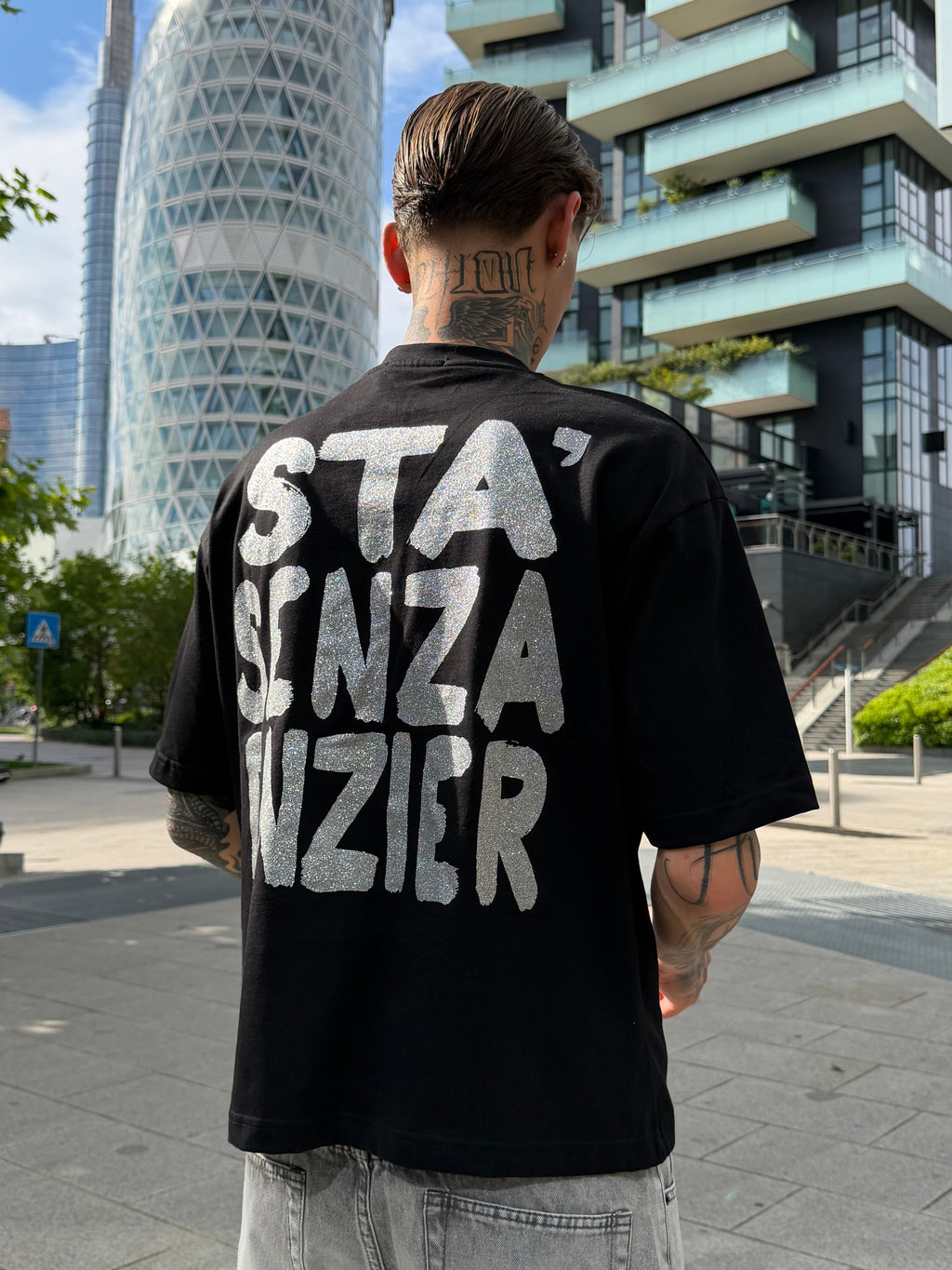 T-shirt con stampa - black